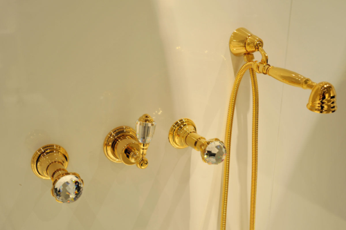 SHOWER SYSTEM